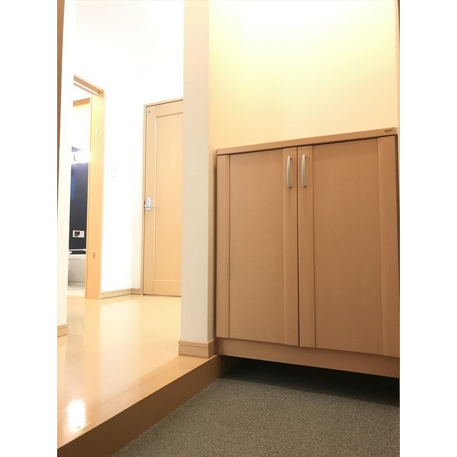 サンアベニュー城東北 玄関