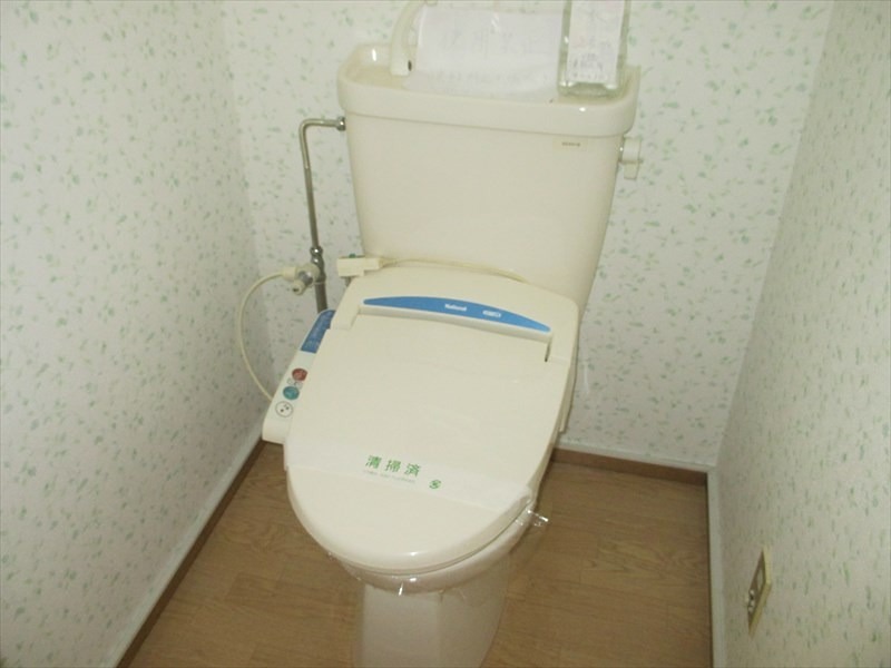 ガレージパレス トイレ