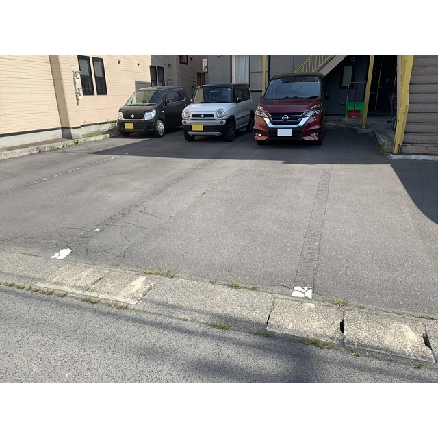 アイフォート・Ｎ 駐車場