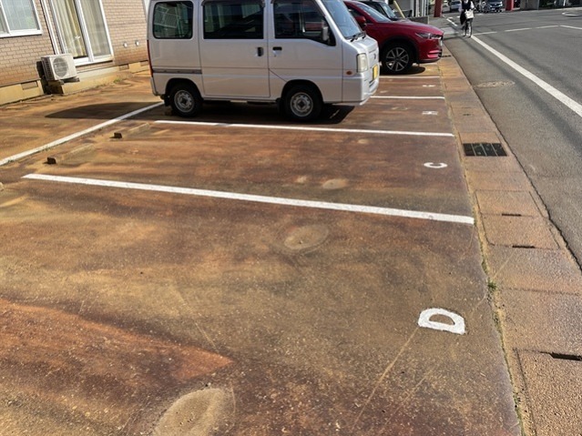 グランドハイム田町 駐車場