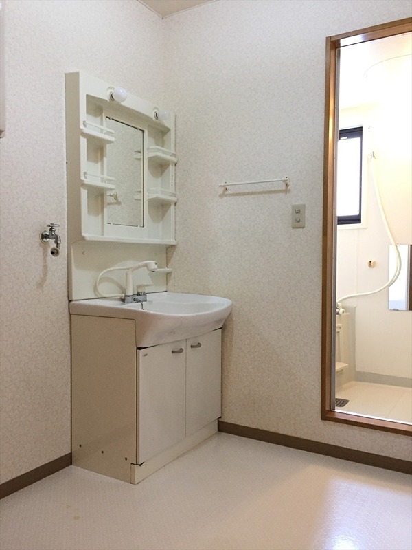 建山ビル 洗面所