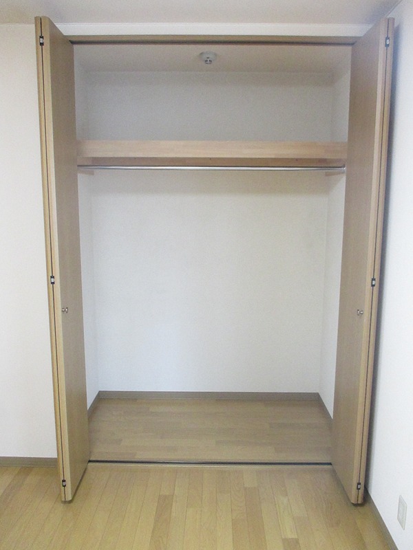 建山ビル 収納