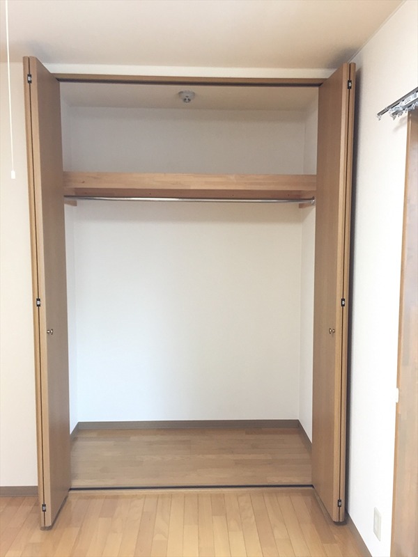 建山ビル 収納
