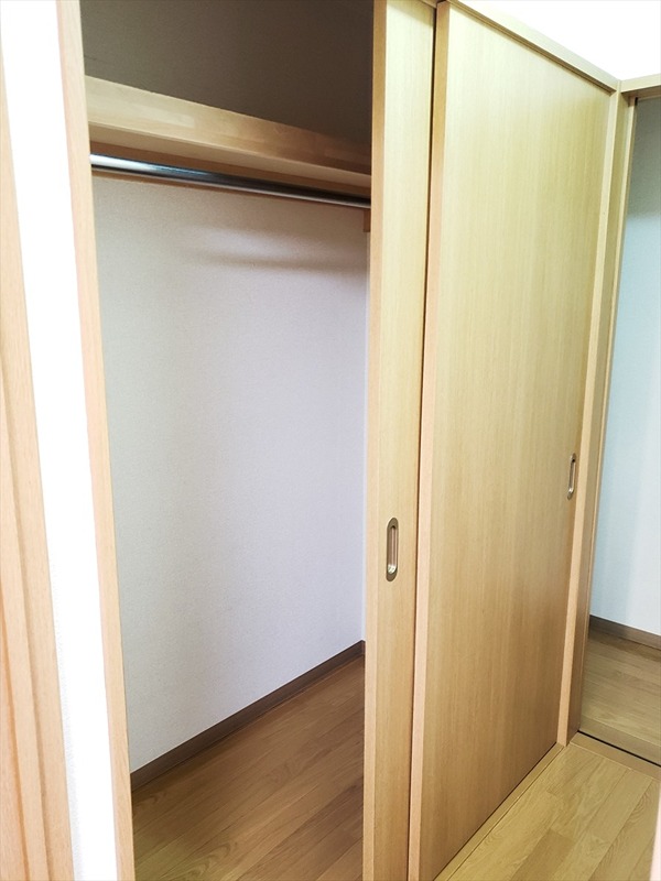 建山ビル 収納