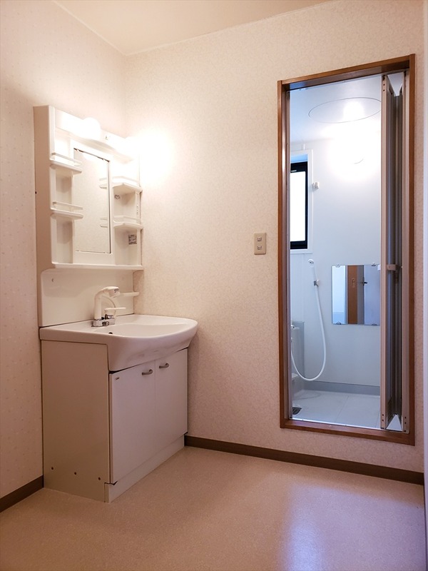 建山ビル 洗面所