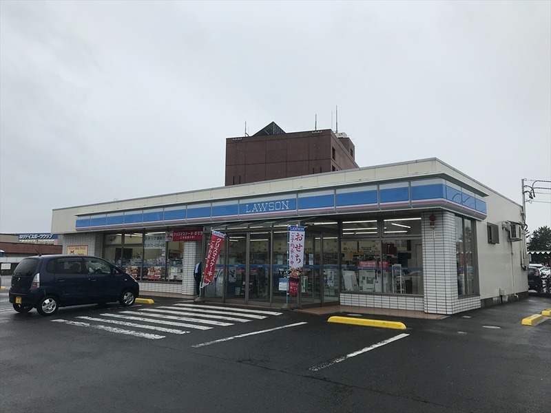 鎌田アパート コンビニ