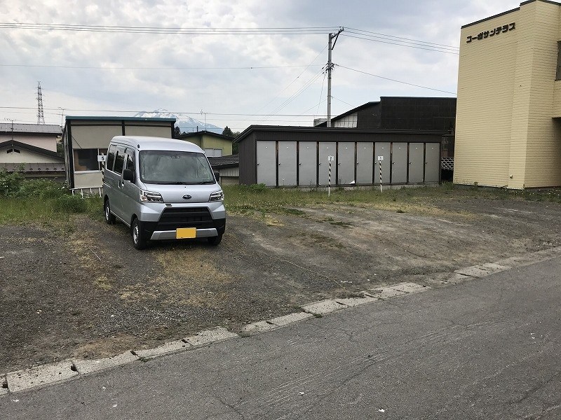 コーポサンテラスＢ 駐車場