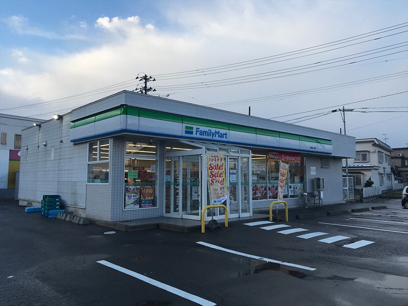 エステート城東 コンビニ