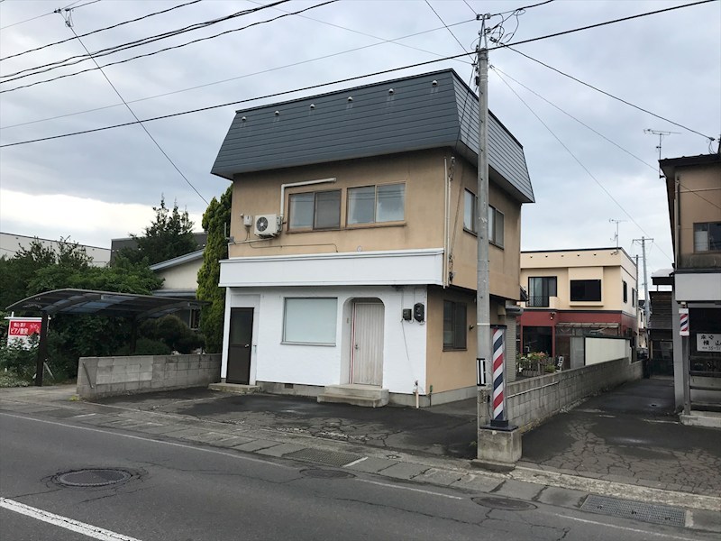 富田町朝田店舗 外観