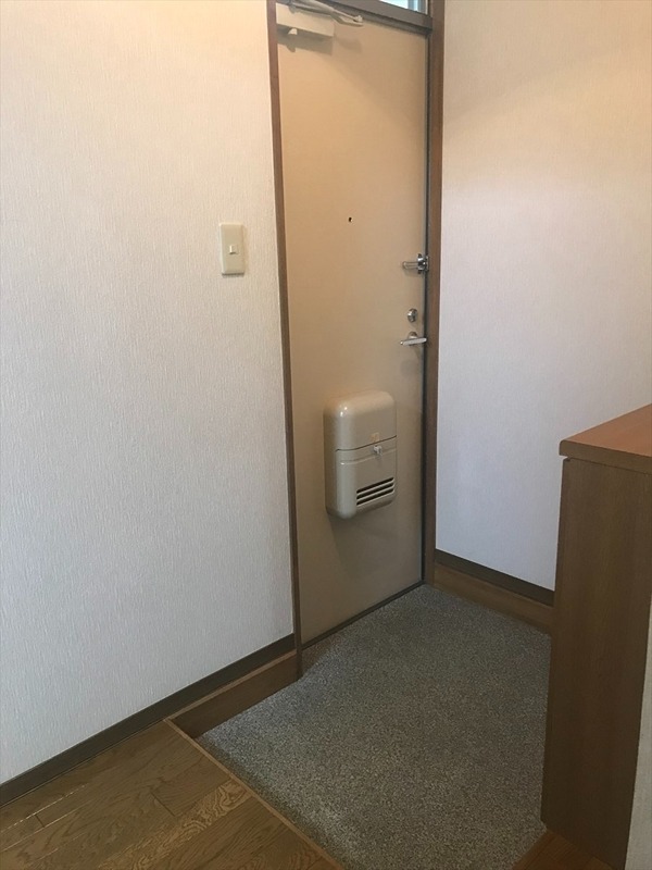 ハイセレールアイ 玄関