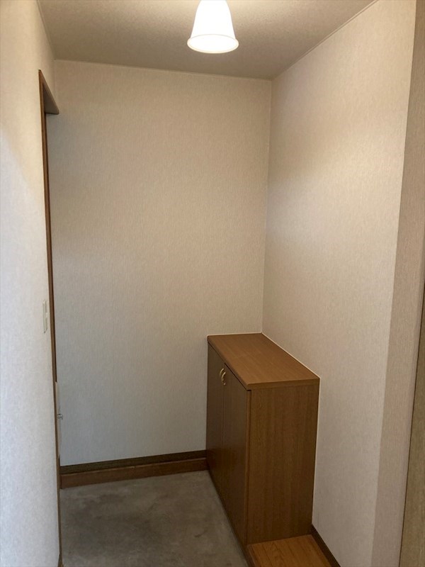 ハイセレールアイ 玄関