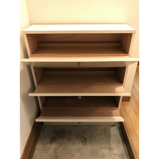 サイレントステージ 玄関