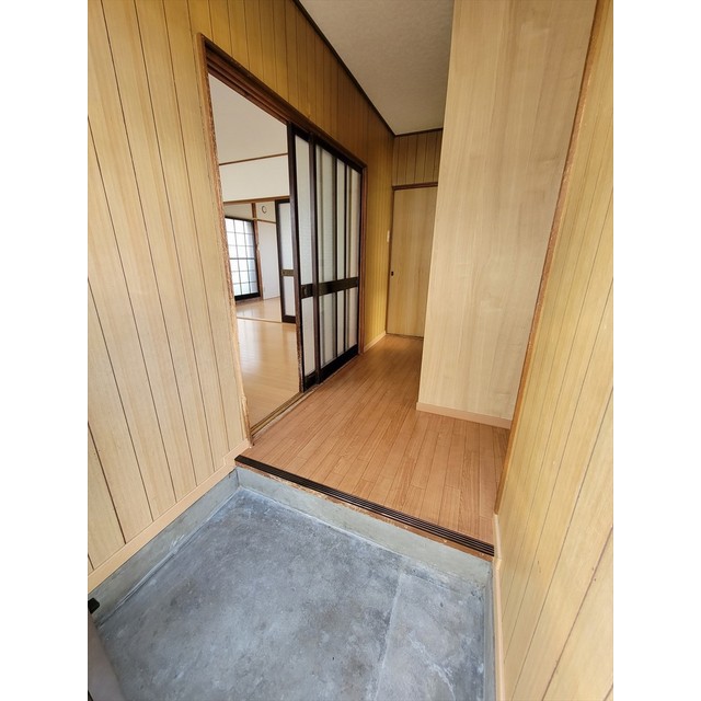 城東マルゼン住宅 玄関