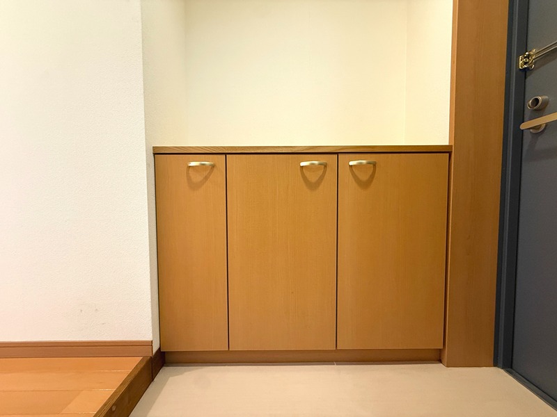 ａｌｌｅｍａｎｄｅ 玄関