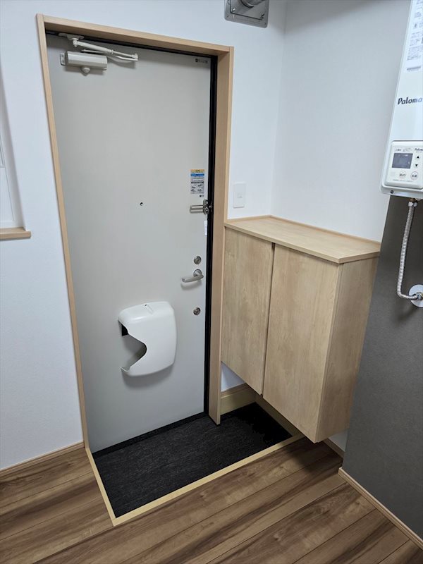 かすみ草 玄関