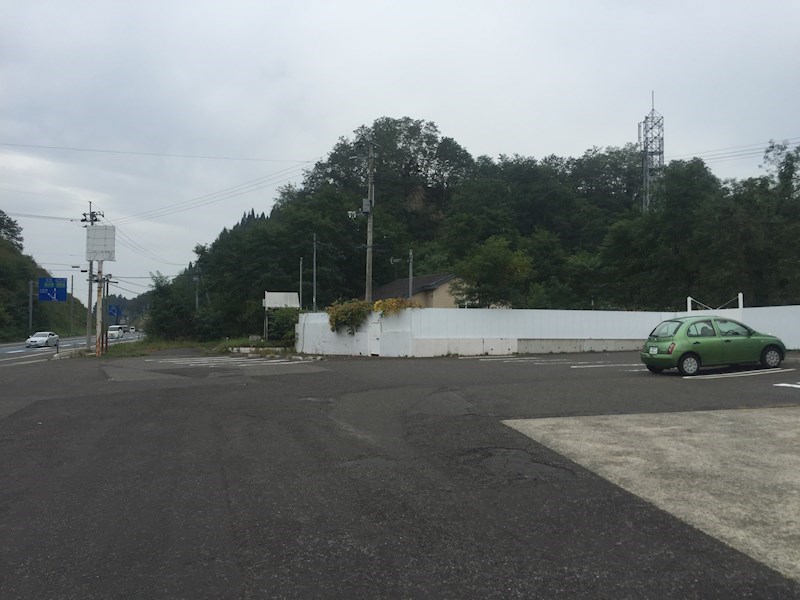 鶴ヶ坂村上店舗 駐車場