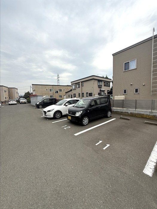 サンモール浜館 駐車場