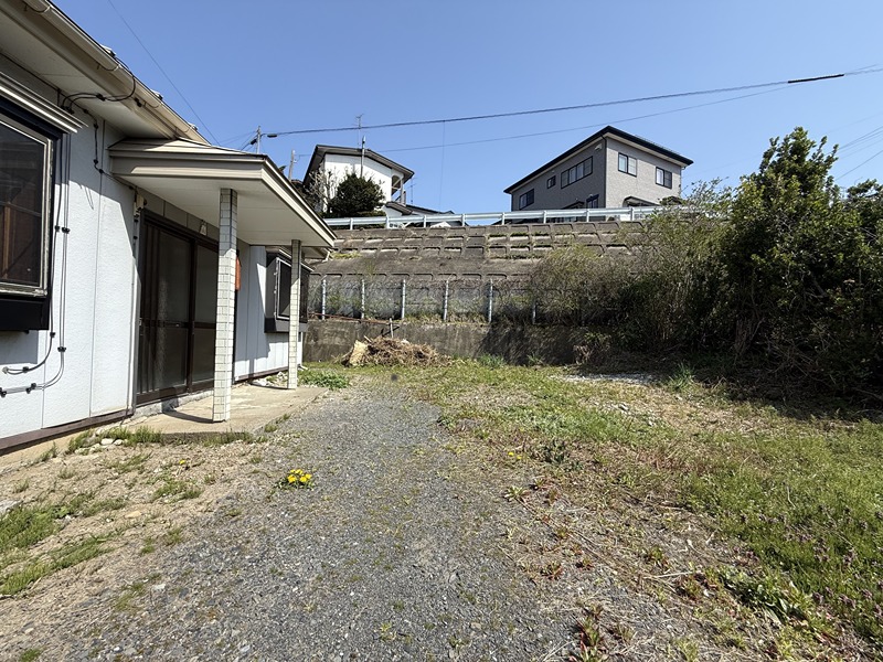 坂本貸家 庭