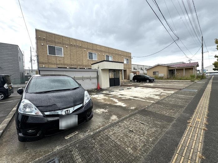 イリエール 駐車場