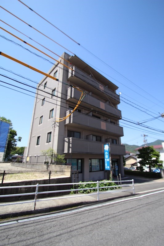 アド・グレイス 外観