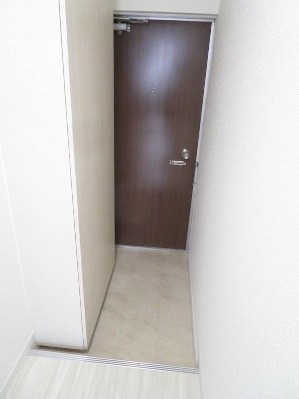 福本ビル 玄関