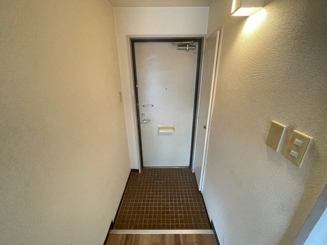 シャトレ天神 玄関