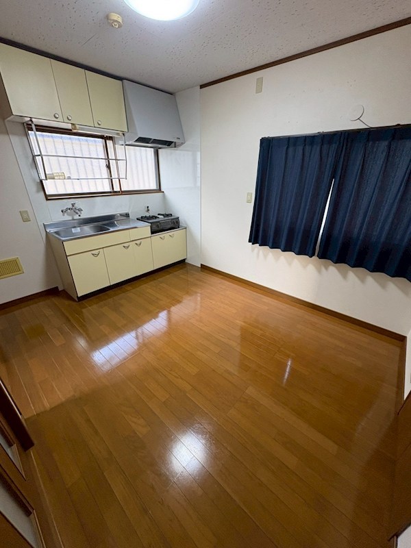 廿日市市大野原3丁目戸建 リビング