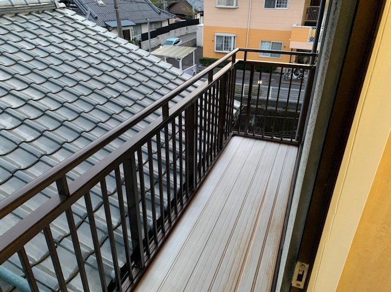 岡本貸家 ベランダ