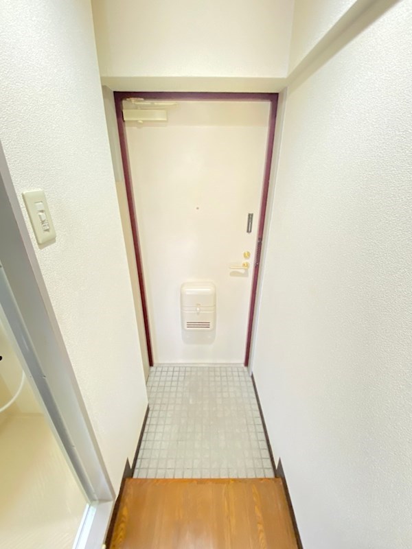 カーサエスペランサ 玄関