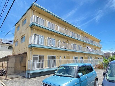 サコマンション 外観