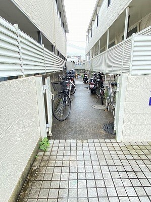 アヴェニュー佐方 その他