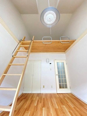 アヴェニュー佐方 その他