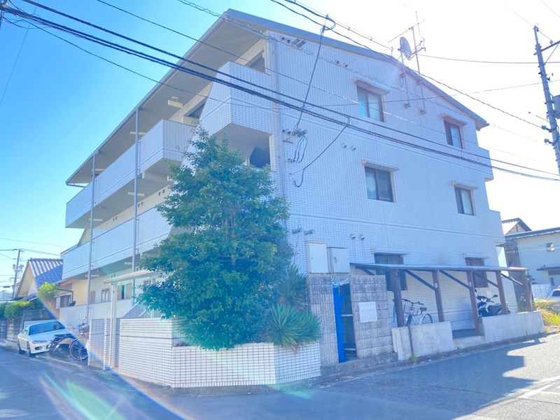 ヴィラ楽々園 外観