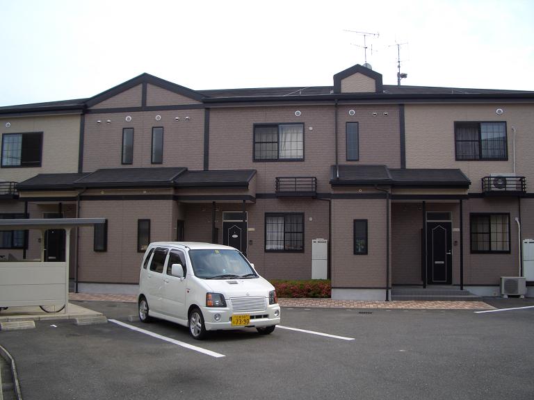 エルコートＢ 駐車場