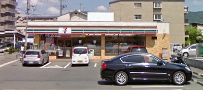 アセーラA館 コンビニ