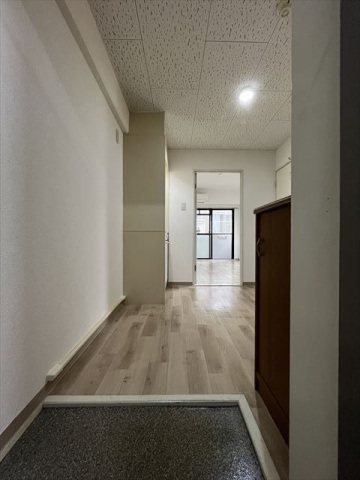 エトワール西村 玄関