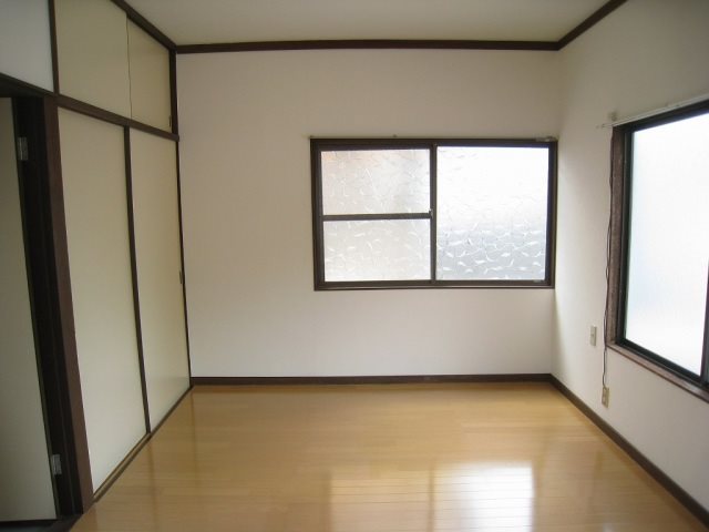 中山桑田貸家 ベッドルーム