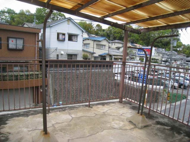中山桑田貸家 ベランダ