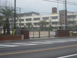 中山桑田貸家 小学校