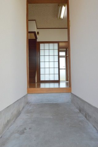 第５木村荘 玄関