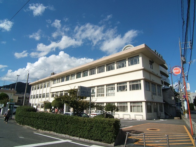 沖本貸家 役所