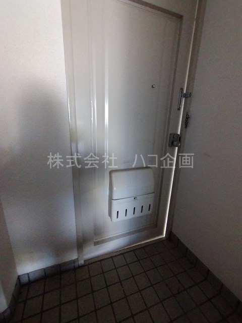 第2上竹ビル 玄関