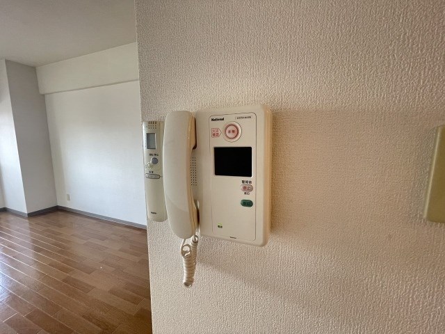 シャルマンヴィル新宮 セキュリティ