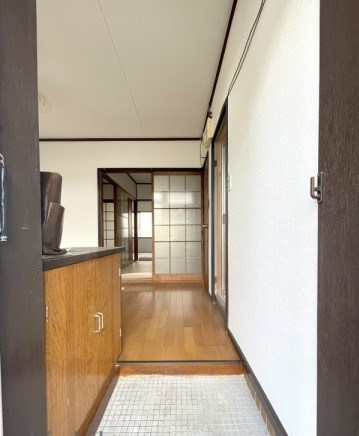 荒神ビル 玄関