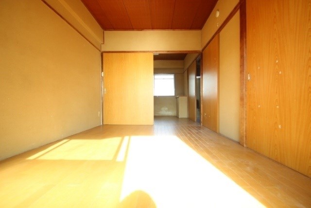海老園春秋マンション ベッドルーム
