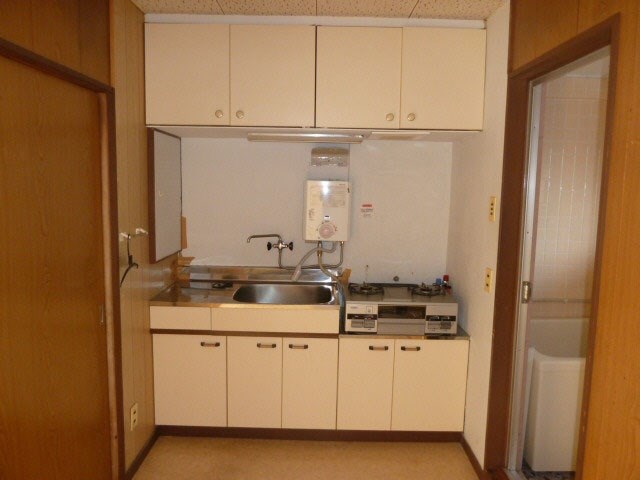海老園春秋マンション キッチン