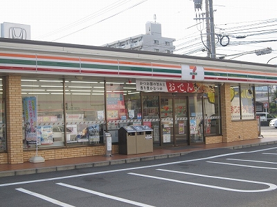 elli bir楽々園 コンビニ