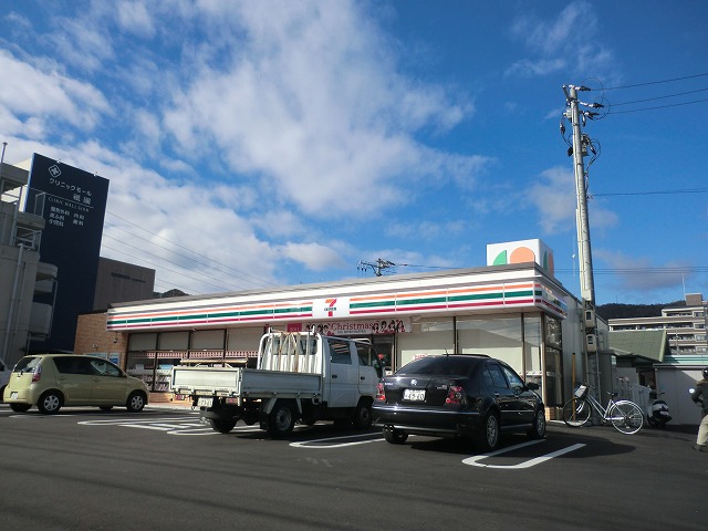 ヴィラオーキッド コンビニ