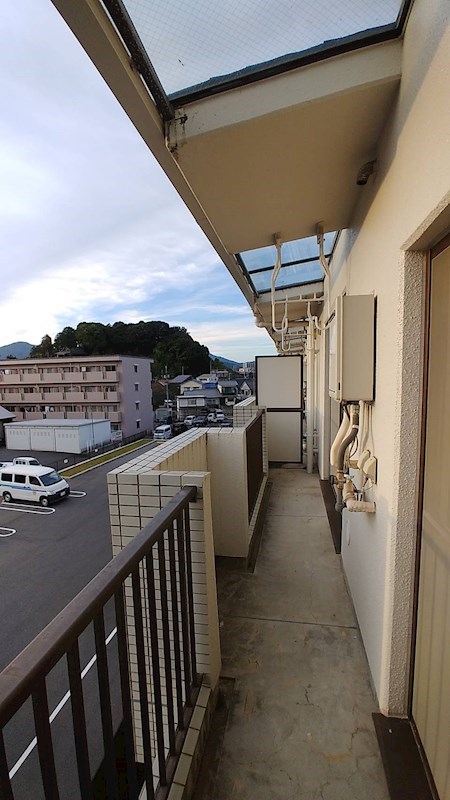 広島県広島市東区戸坂くるめ木２丁目 ベランダ