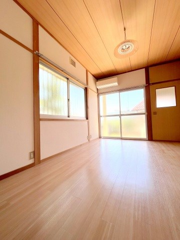 広島県広島市安佐南区上安１丁目 リビング